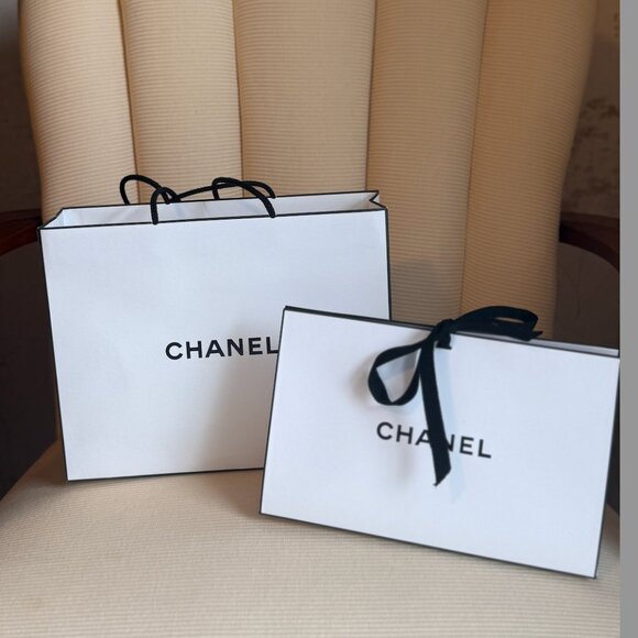 AUTHENTIC  CHANEL Paper Gift Shopping Bag, gift Box+Wrapping Paper - Picture 3 of 13